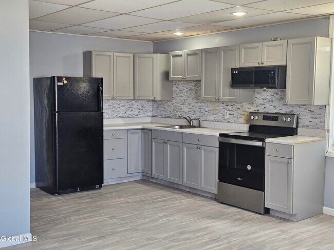 Photo - 38 Main St Unit 2