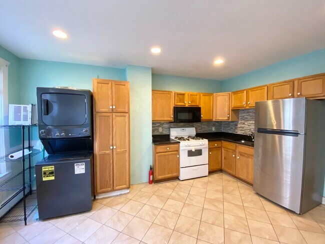 Photo - 1562 Tremont St Unit 2