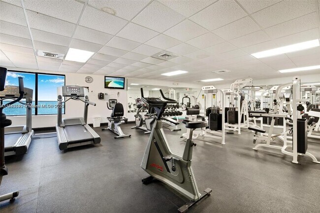 Photo - 3725 S Ocean Dr Unit 415