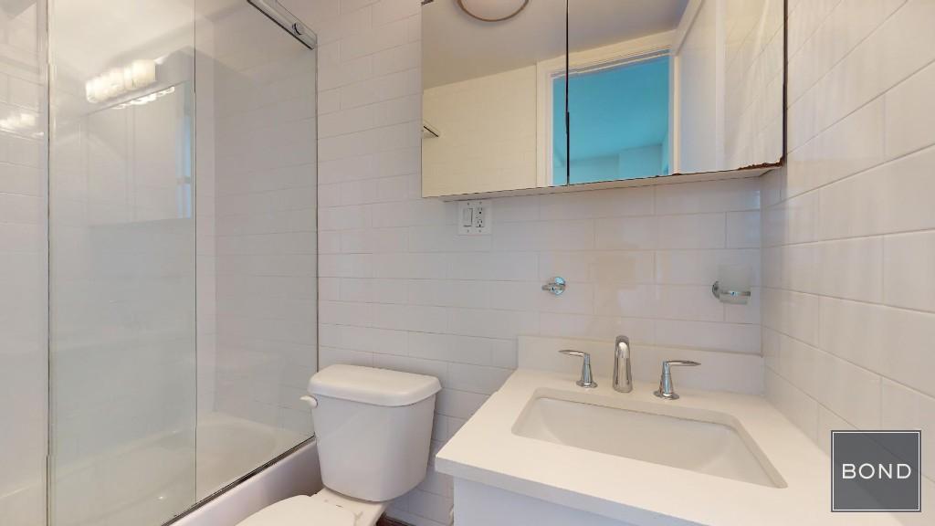 Photo - 140 E 46th St Apartamento Unidad 6S