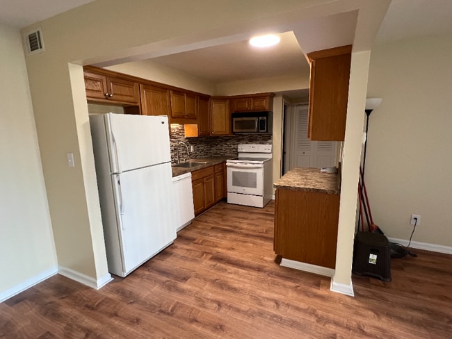 Photo - 8235 Karam Blvd Unit B