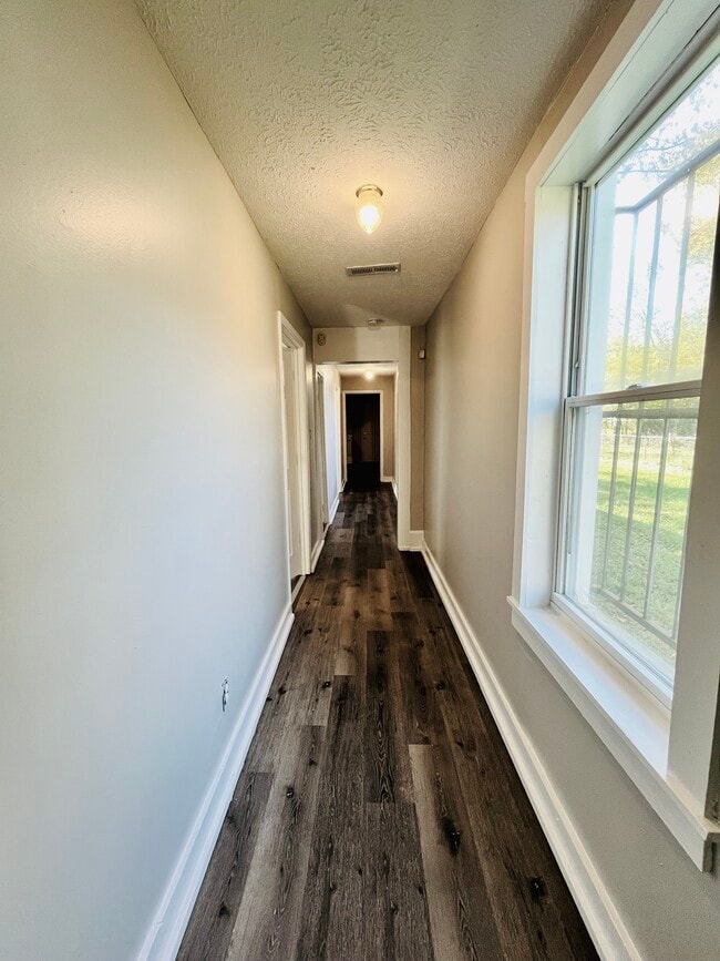 Photo - 2300 W Madison St