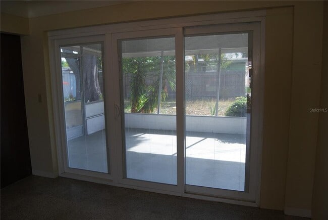 Photo - 2871 67th St N