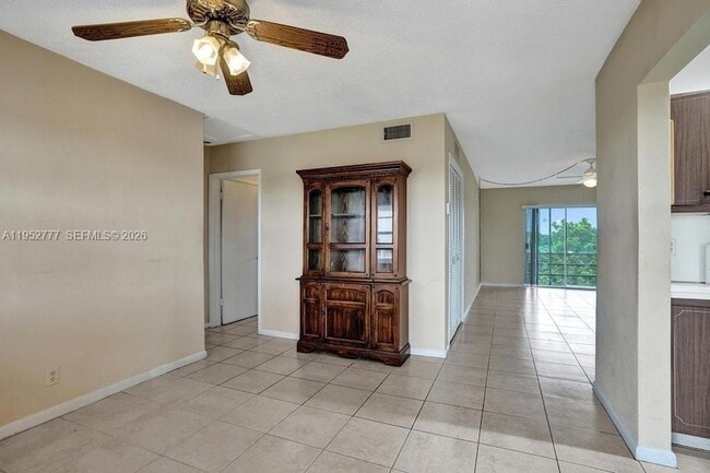 Photo - 4731 NW 10th Ct Unidad 314