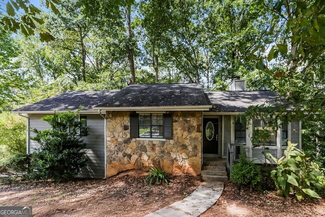 Building Photo - 3824 Skidmore Dr