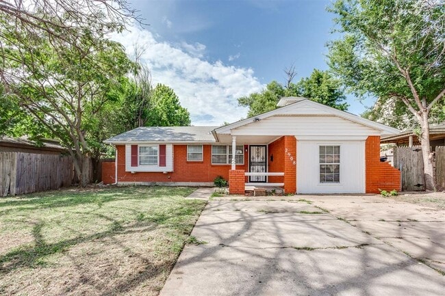 Building Photo - 2908 SW 62nd St