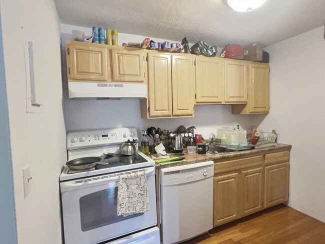 Photo - 1027 Commonwealth Ave Unit 12