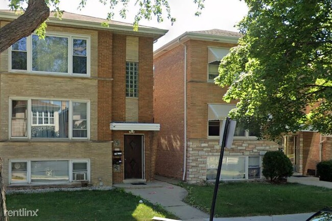 3 br, 1 bath Triplex - 5955 South Kilbourn... - 3 br, 1 bath Triplex - 5955 South Kilbourn... Rental