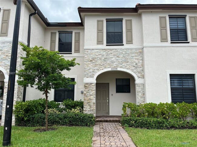 Building Photo - 10008 SW 228th Terrace