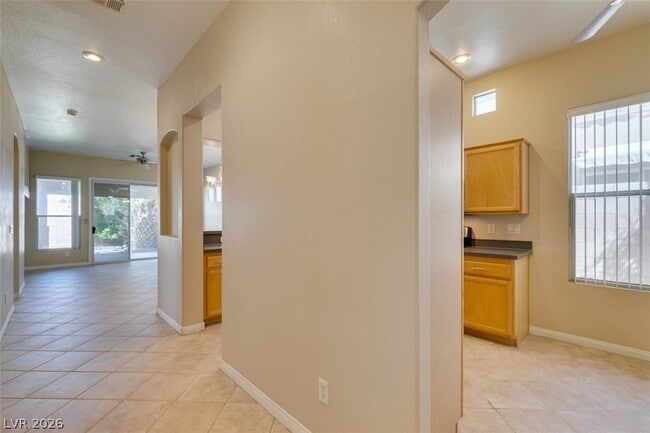 Photo - 120 Woolman Rink Ave