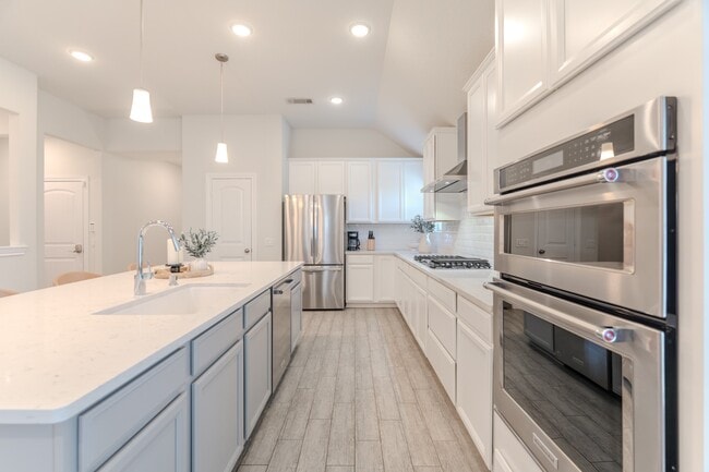 Photo - 130 Pioneer Canyon Pl