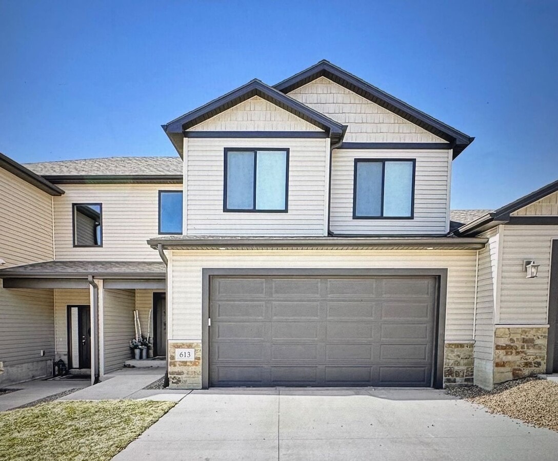 Spacious 4-Bedroom Townhome in Norris Scho... - Spacious 4-Bedroom Townhome in Norris Scho...