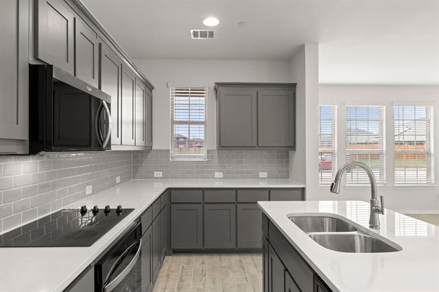 Photo - 4511 Avion Dr
