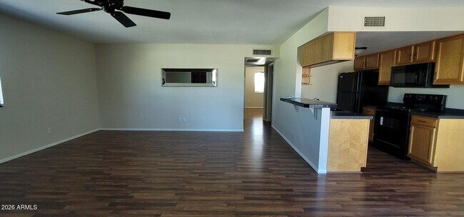 Photo - 14236 N Oakwood Ln