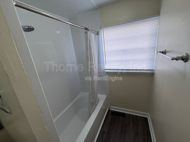 Photo - 716 S Washington St