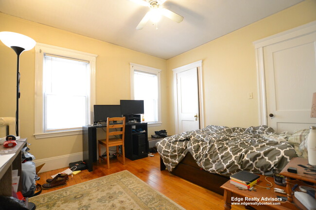 Photo - 46 Atkins St Apartment Unit 2