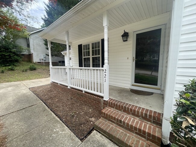 Photo - 3 Bd 2 Ba Detached