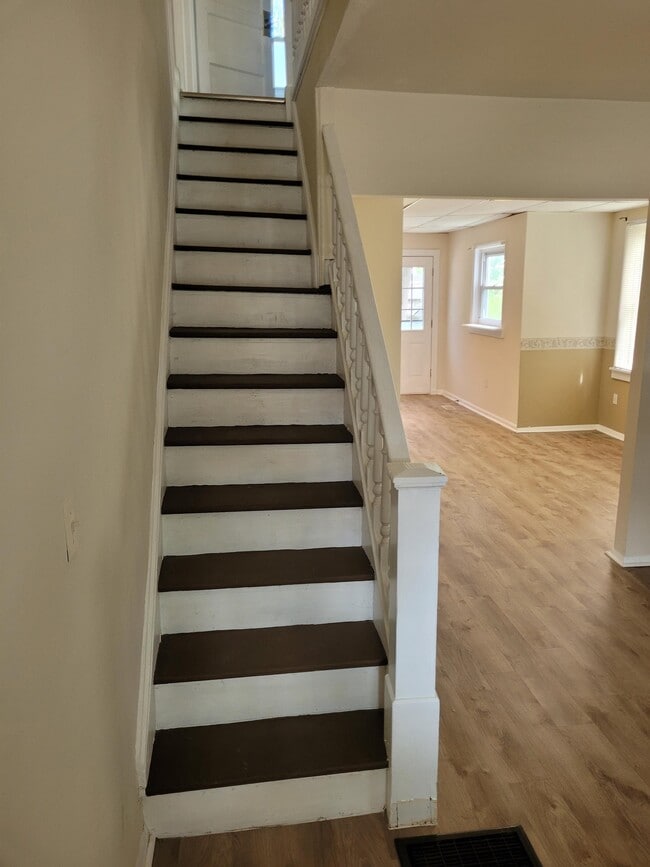 Photo - 302 Delaware Ave