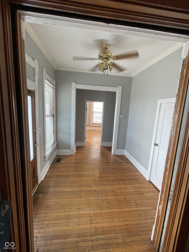 Photo - 412 E 16th St