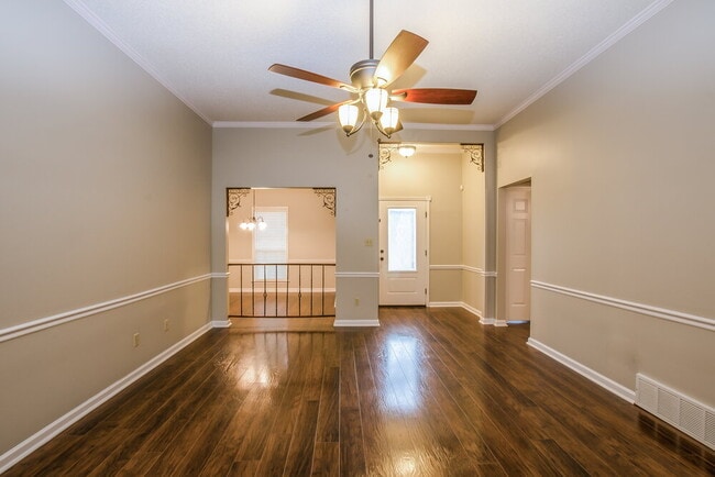 Photo - 9355 Lacee Ln