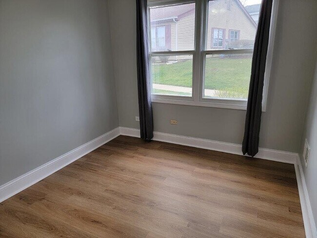 Photo - 1710 Queensbury Cir Unit 5853