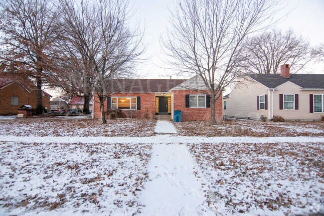 Building Photo - Charming 2-Bedroom Home in Coffeyville