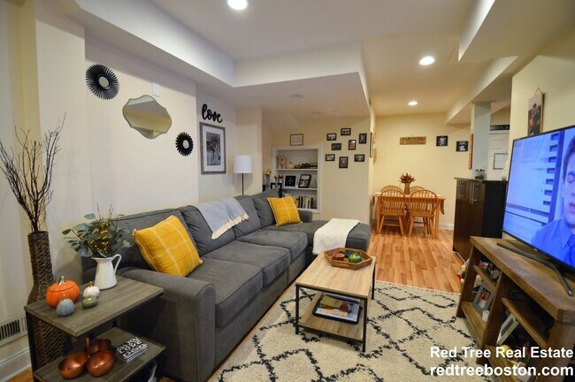 Photo - 195 Winthrop Rd