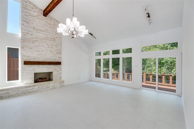 Photo - 10543 Pagewood