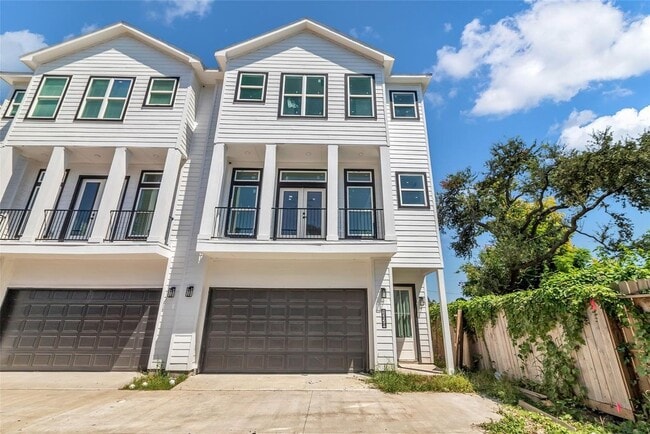 Building Photo - Garcia Homes on E 23rd Unit 1228