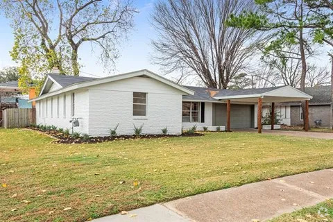 Building Photo - 1702 Bristol Ct N Rental
