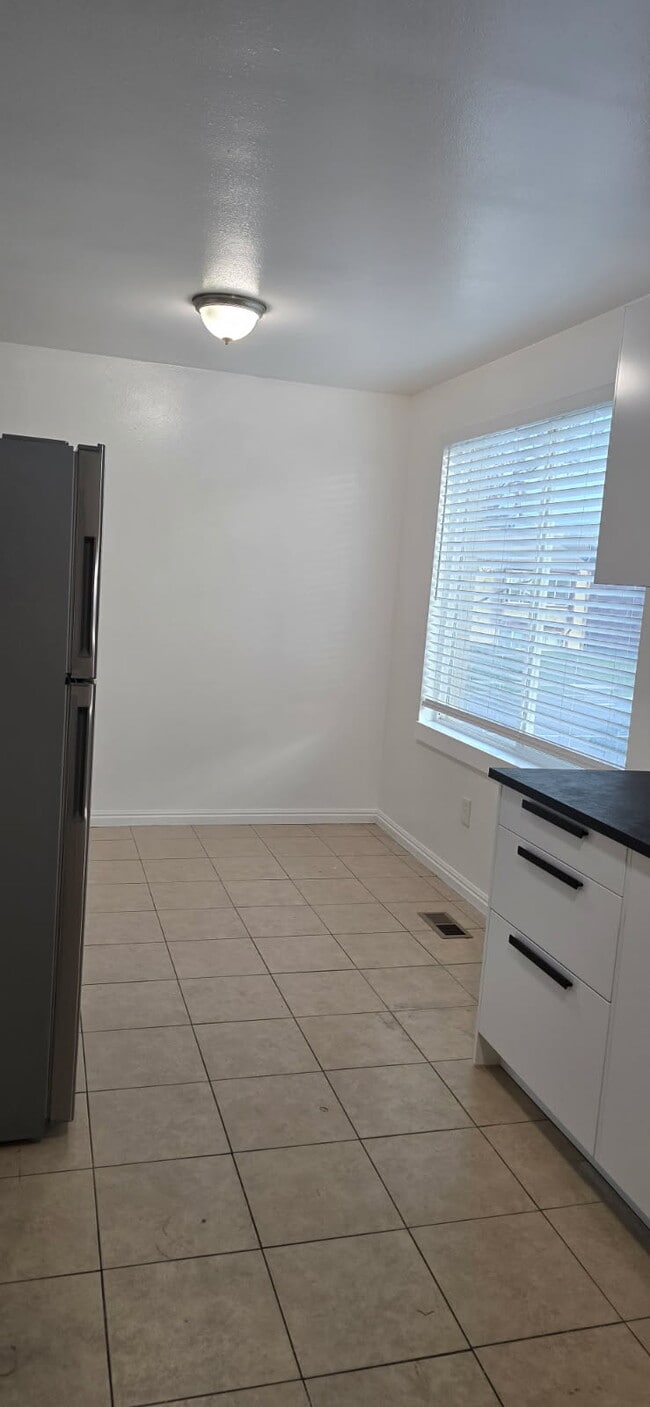 Photo - 2530 S Parkcrest Dr Unidad 3