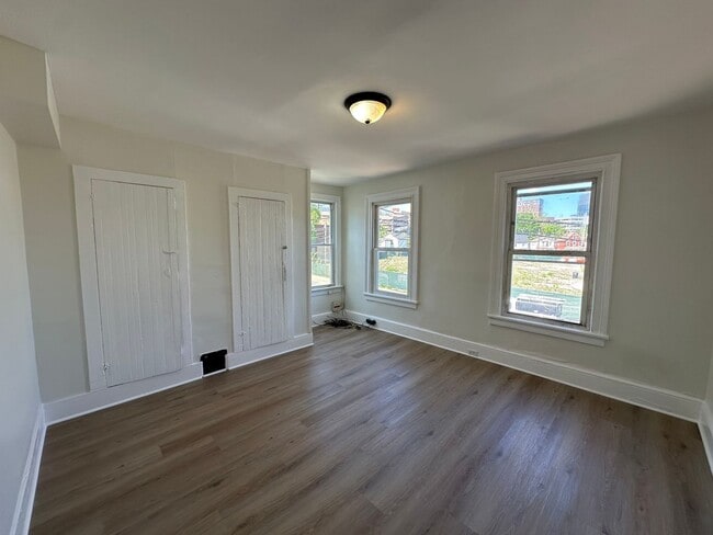 Photo - 300 Redmond St Unit Apt 2