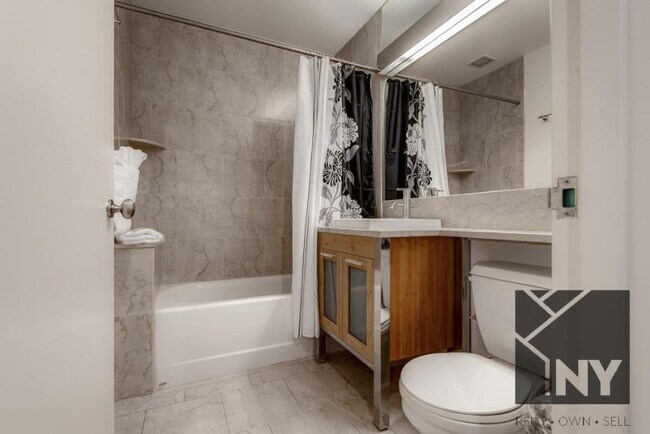 Photo - 2 bedroom in NEW YORK NY 10005 Unit 15C