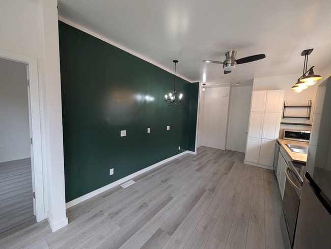 Photo - 14842 Buena Vista Av
