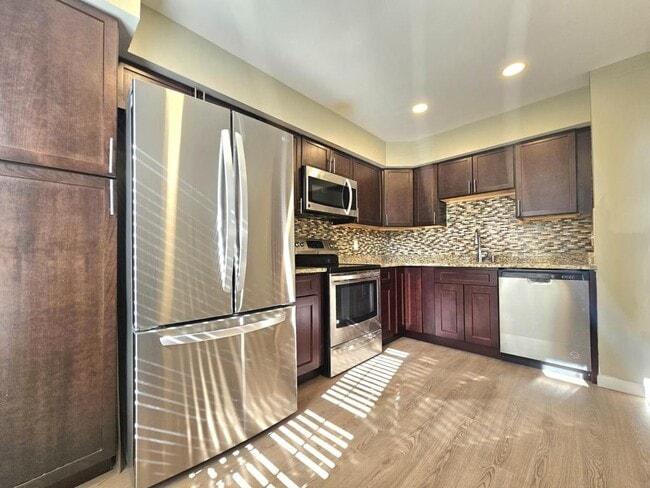 Photo - 7664 Northern Oaks Ct