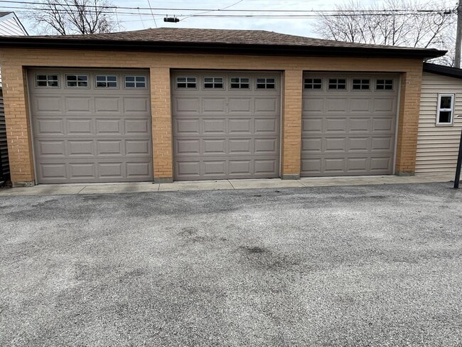 Photo - 3707 N Nora Ave Unit 2