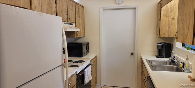 Photo - 791 E Hartford St