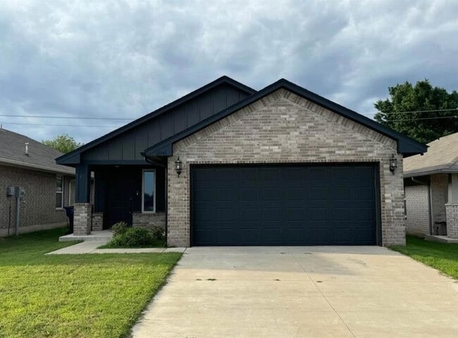 Photo - 11541 SW 8th Cir