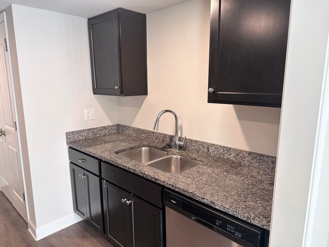 Photo - 1406 NE Mary Ct