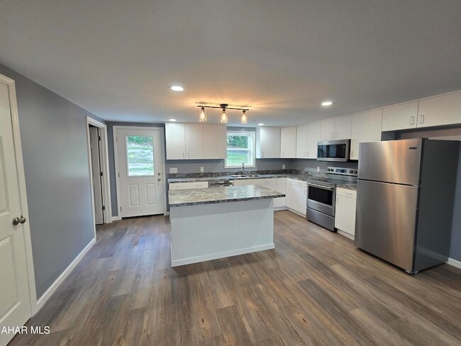 Photo - 1654 Quaker Valley Rd