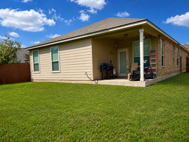 Photo - 2342 Jarve Valley
