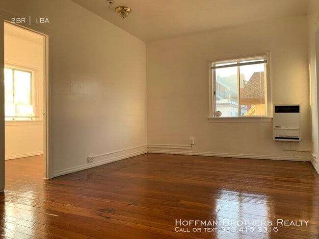 Building Photo - 1623 Mariposa Ave Unit 100