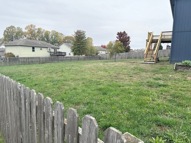 Photo - 3 Bed | 2.5 Bath | 2 Car Split Level Home in Belton