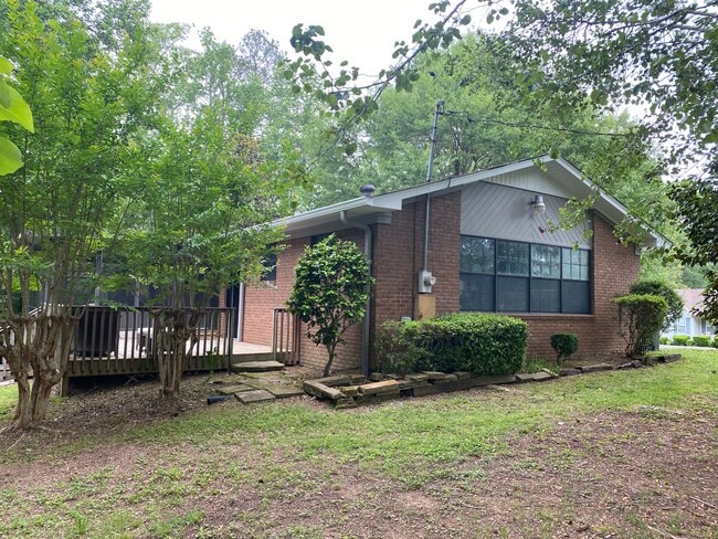 Photo - 1700 Sharon Ln