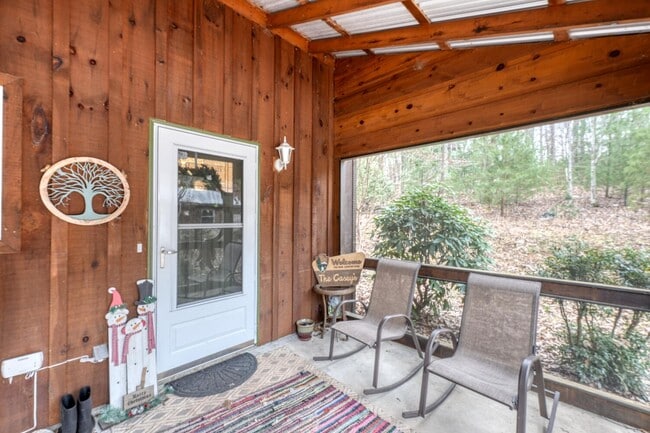 Photo - 88 Steelaway Ln