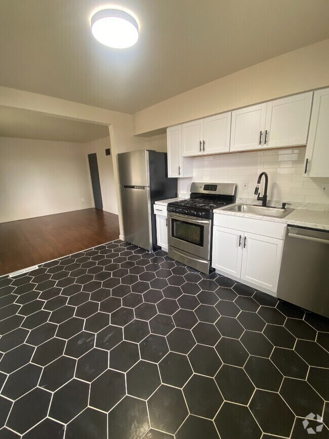 Building Photo - 6225 Pennsylvania Ave Unit 6225 Pennsylvania Ave B Rental