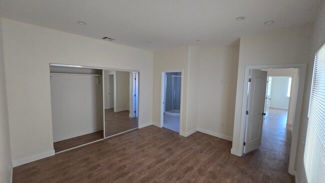 Photo - 6504 Tujunga Ave