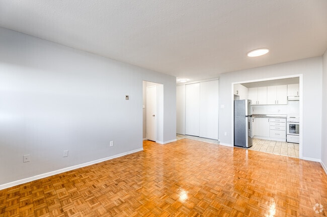 1BR, 1BA - 558 SF - Living Room - 80 St. Clair