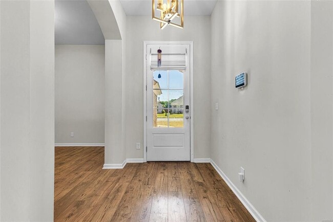 Photo - 816 Hedgefield Way