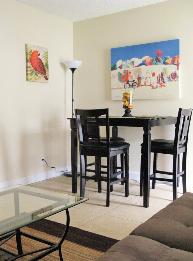 Photo - 304 SW 16th Ct Unit Apt 1